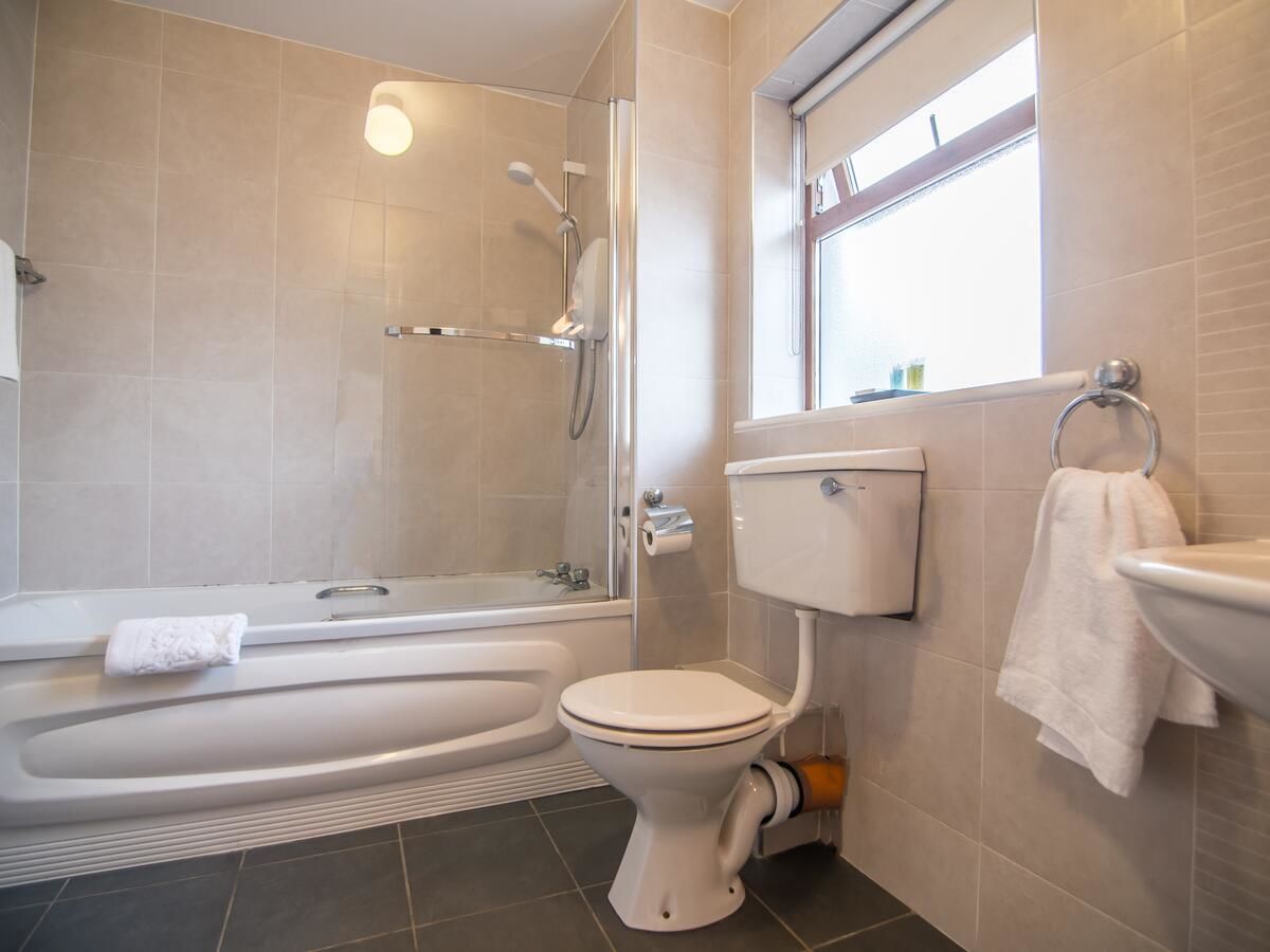 Апарт-отели Donegan Court Aparthotel Голуэй-12